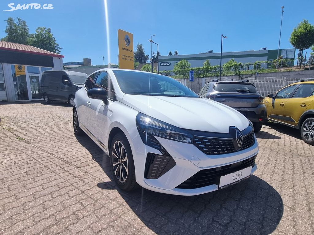 Škoda Clio, techno TCe 90 bez nájezdu km